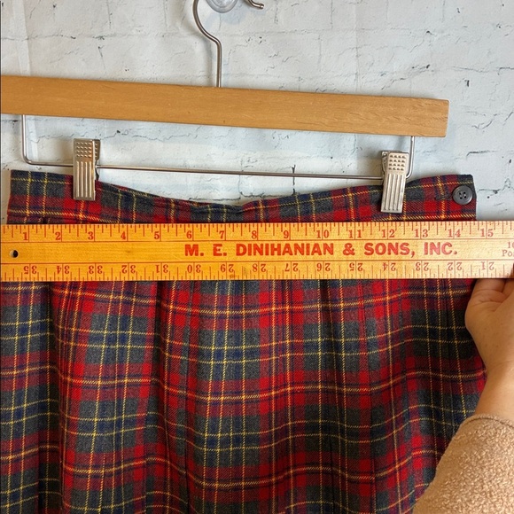 Nordstrom Corbin Ltd Vintage Grey Red Pleated Plaid Skirt Sz 12 Academia Holiday - Picture 4 of 16